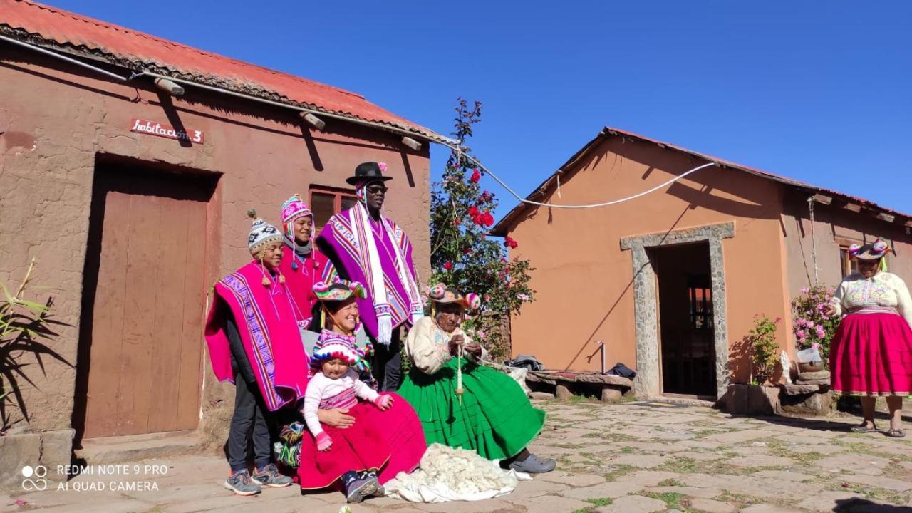 Hospedaje Rural La Florida En Llachon, Titicaca Puno Eksteriør billede