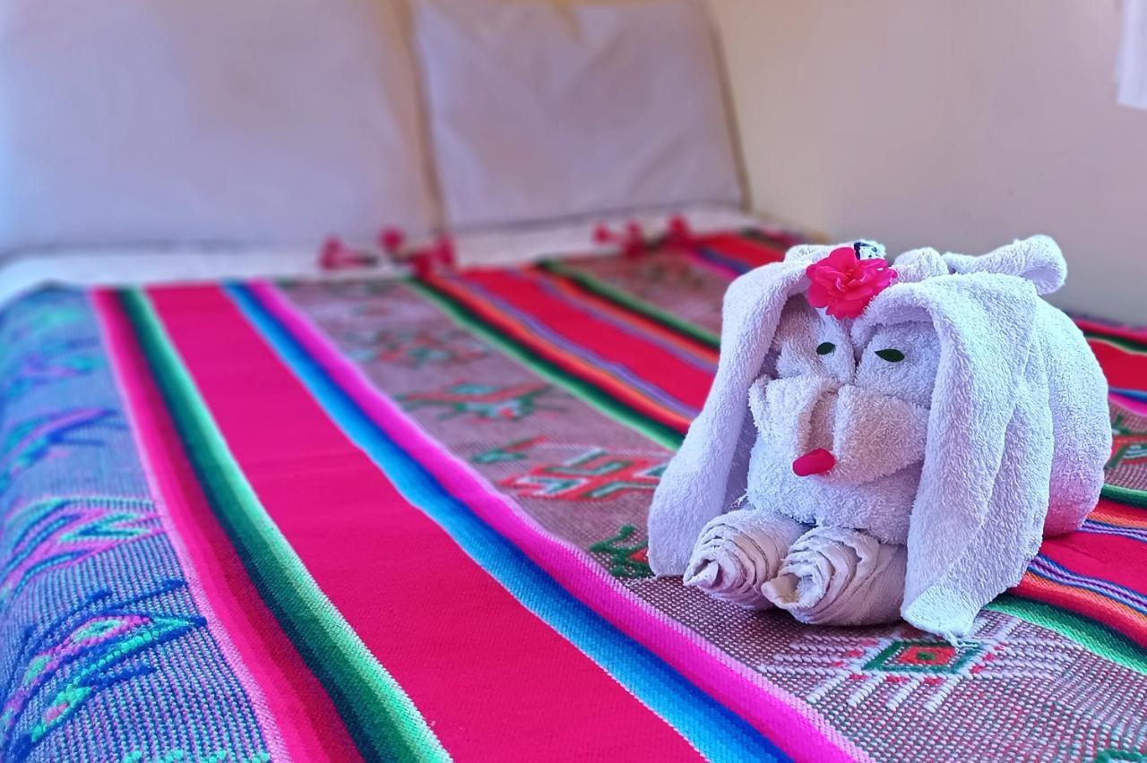 Hospedaje Rural La Florida En Llachon, Titicaca Puno Eksteriør billede