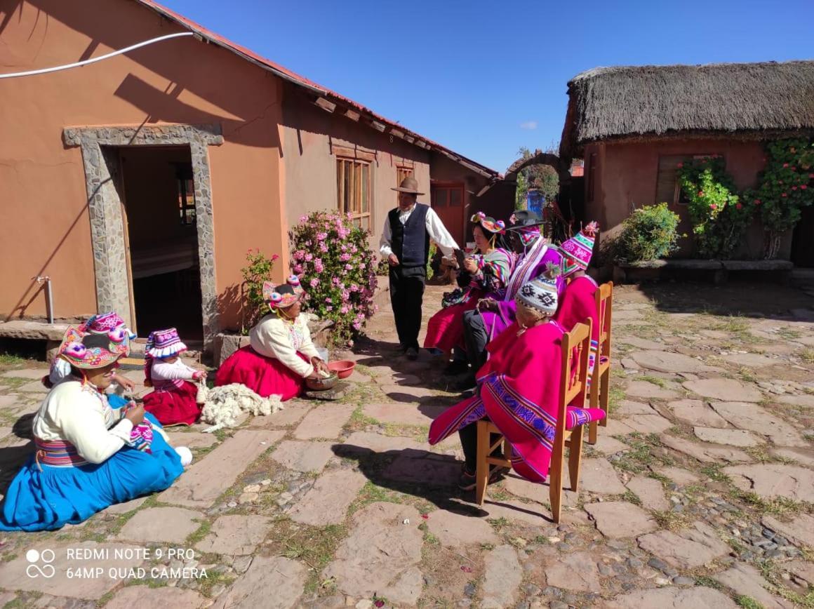 Hospedaje Rural La Florida En Llachon, Titicaca Puno Eksteriør billede